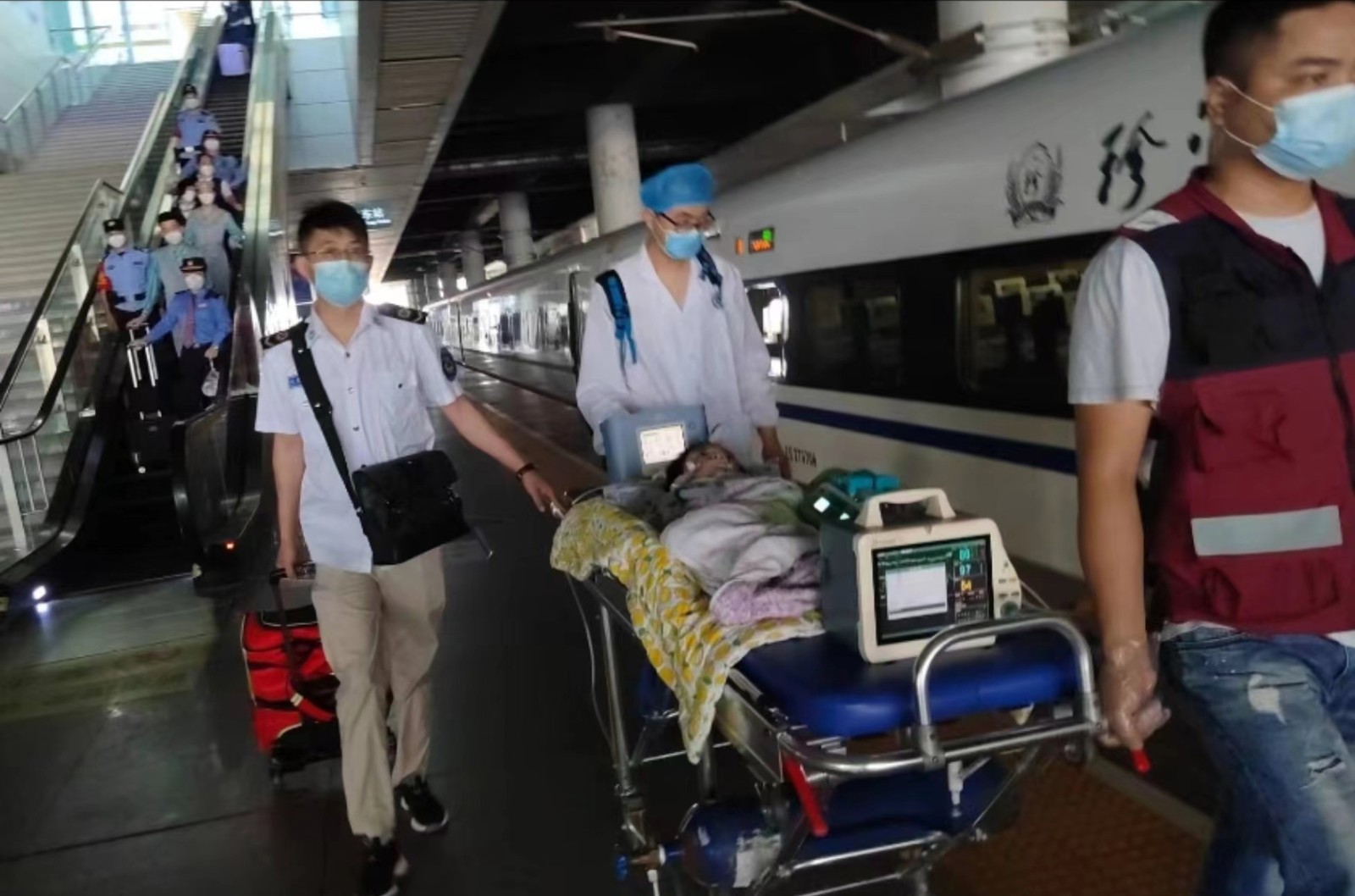 广州高铁转运公司